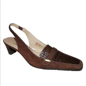 AK ANNE KLEIN | iFlex slingback kitten heels